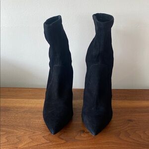 Elegant Black Women's Boots